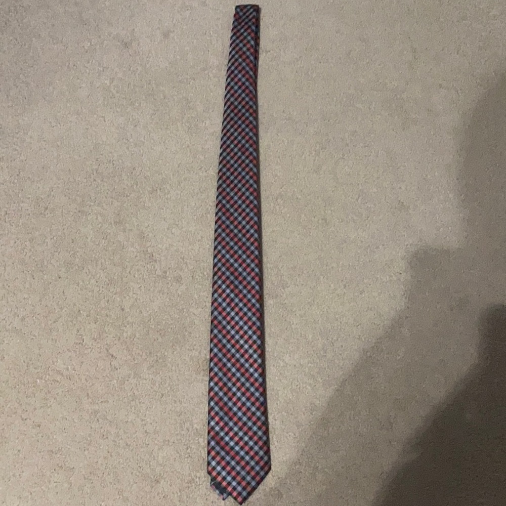 Men’s Izod tie